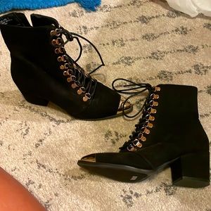 Lace up bootie